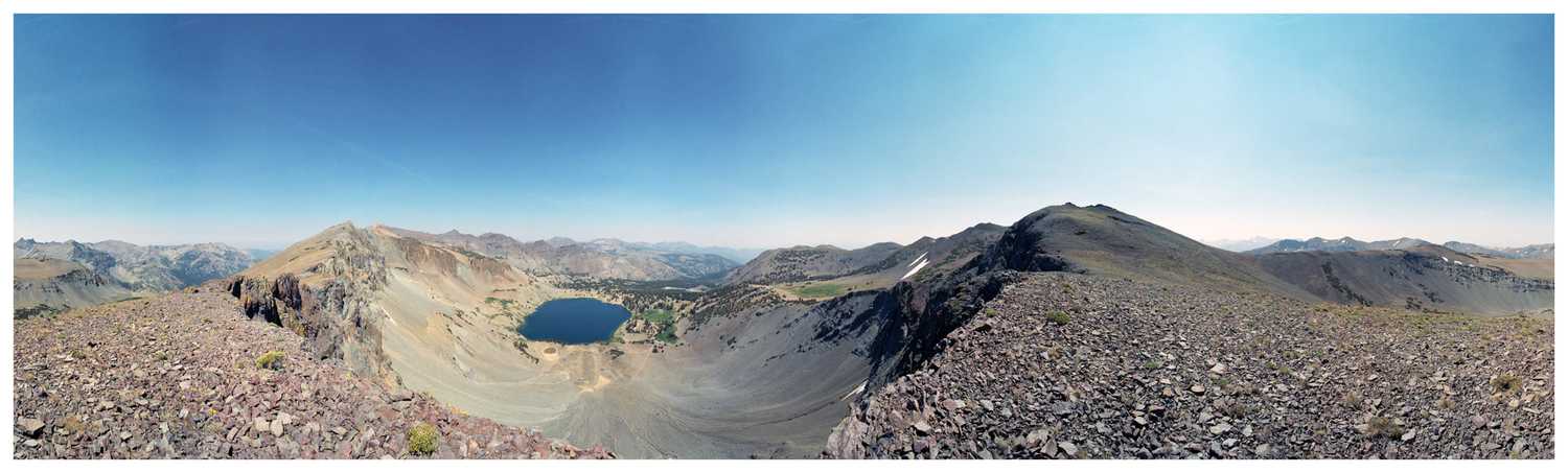 Panorama from the Pacific Crest Trail